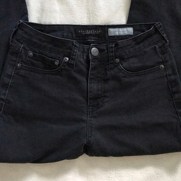 High Waisted Jegging - Picture 3 of 4